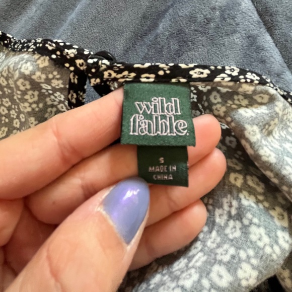 Floral black and white long-sleeved dress - Picture 3 of 5